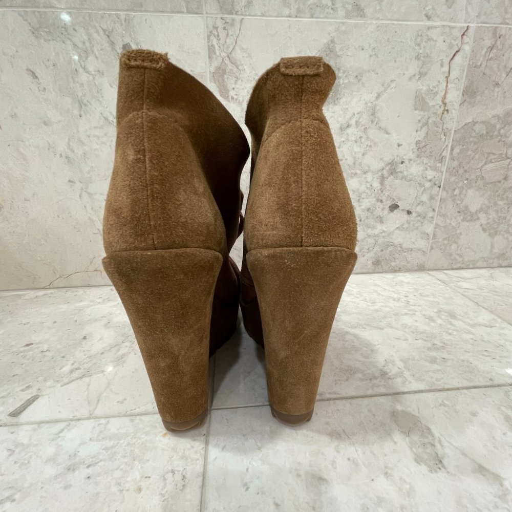 PEDRO GARCIA {36} Carmel suede platform wedge bootie lace up rubber sole - Picture 4 of 8